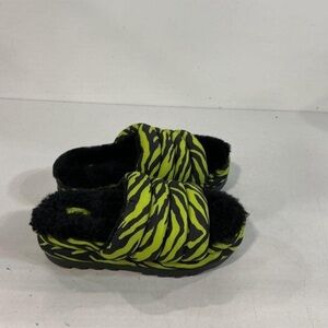 UGG Women’s Slippers Maxi Slide Black and Yellow Zebra Pattern Size 8